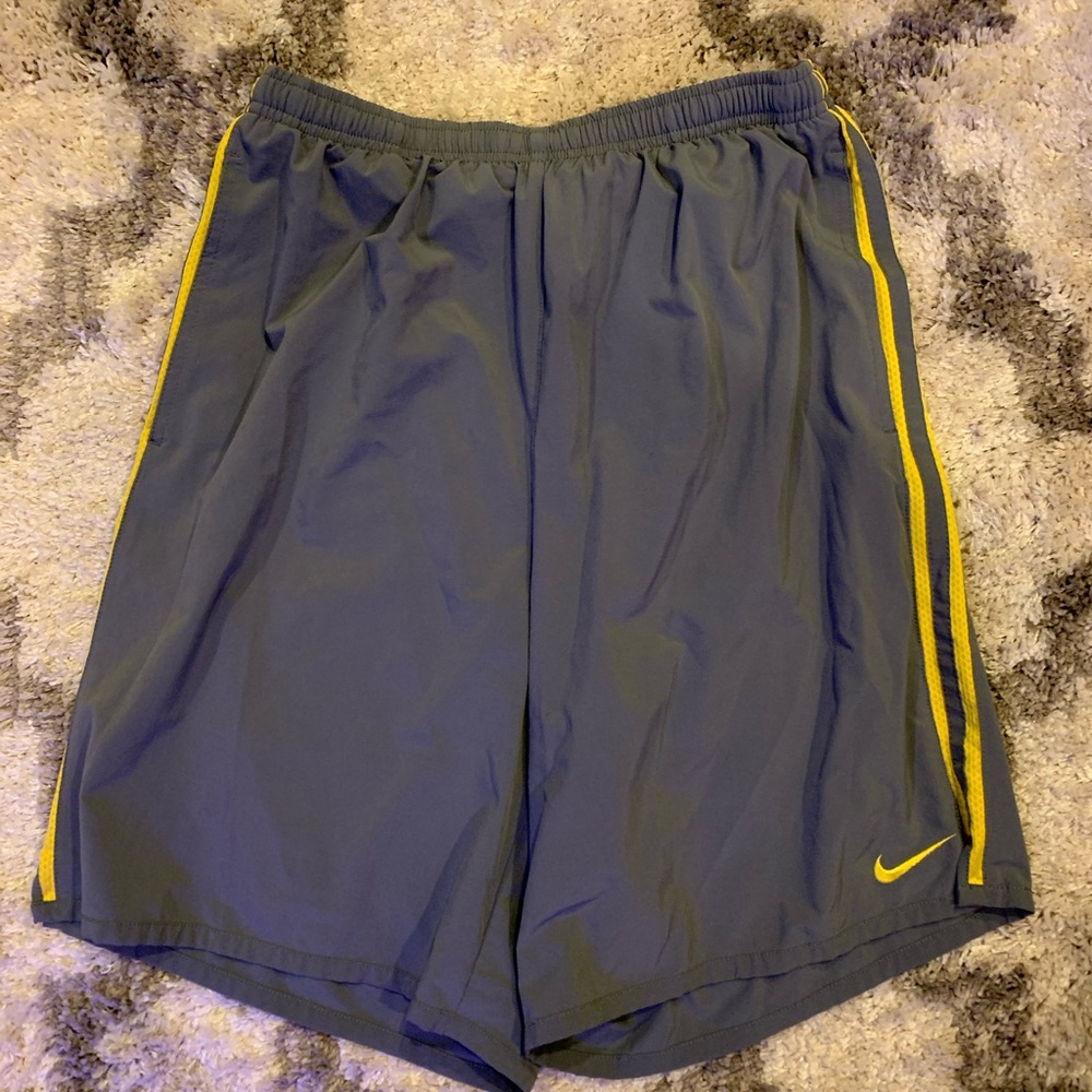 Nike grey and yellow shorts